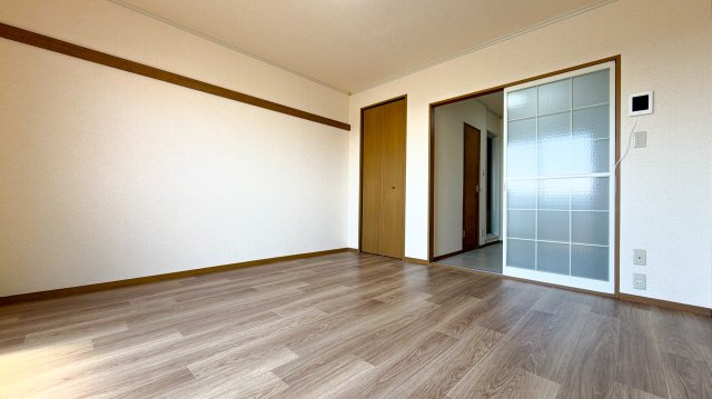 シャルマンSの洋室