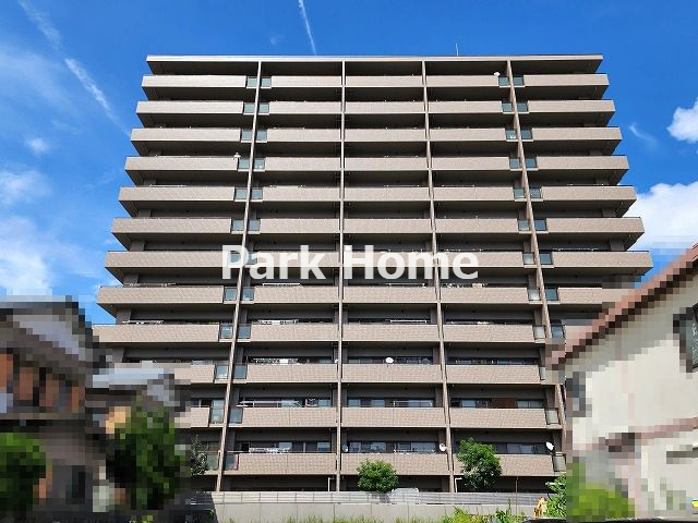 サーパス新田の外観