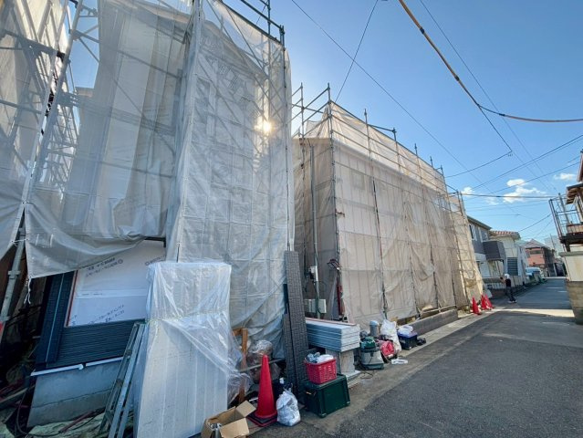 練馬区下石神井5丁目　新築戸建　残2棟の前面道路含む現地写真|2025年10月17日撮影

ご内見希望・資料請求などお気軽にお問い合わせ下さい！
03-5990-5201