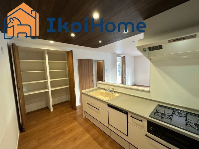 明石市朝霧南町3丁目第2　全3棟　1号棟　新築戸建のキッチン|同社施工事例です●年中無休：当日予約可●シンクは傷や汚れが付きにくく音を大幅に軽減する静音仕様