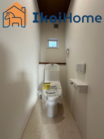 明石市朝霧南町3丁目第2　全3棟　1号棟　新築戸建のトイレ|同社施工事例です●年中無休：当日予約可●トイレが2か所あるので夜中も楽ちん。朝方のトイレ渋滞も安心