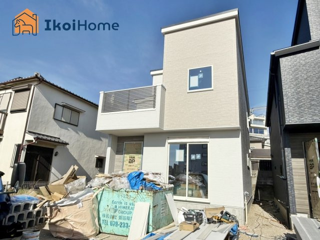 明石市朝霧南町3丁目第2　全3棟　1号棟　新築戸建のエントランス|【ホームページに現地動画掲載中】●年中無休：当日予約可●平日や夜間もご案内可能。臨機応変に対応します