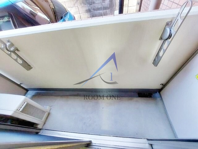 Ｅｔ．ａｌｏｒｓ　エ・アロールのバルコニー|バルコニーです。