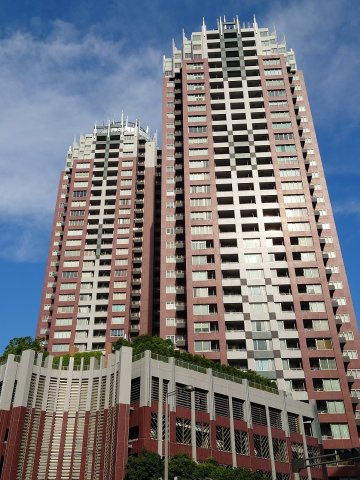 ザ・タワーズ台場　ＷＥＳＴ棟の外観|地下1階33階建3階部分
1階にはOK（スーパー）があるのもポイント。