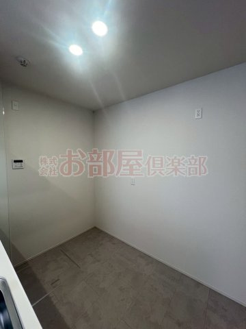ディールームニシマチの内装