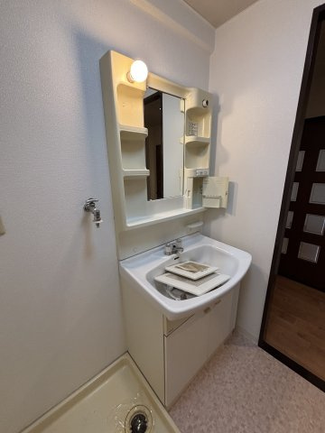 マンション新屋の洗面所