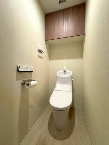 多摩市関戸１丁目の中古マンションのトイレ