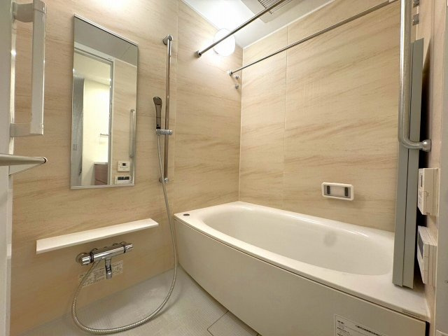 多摩市関戸１丁目の中古マンションの浴室