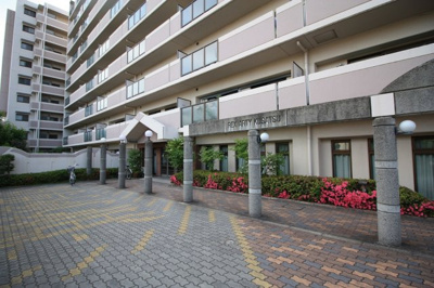 【外観】 | レックスアルティ草津 | 門