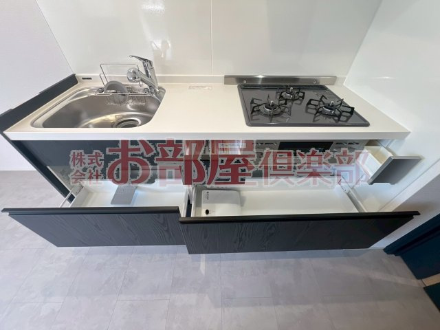 D-room＋西町のキッチン
