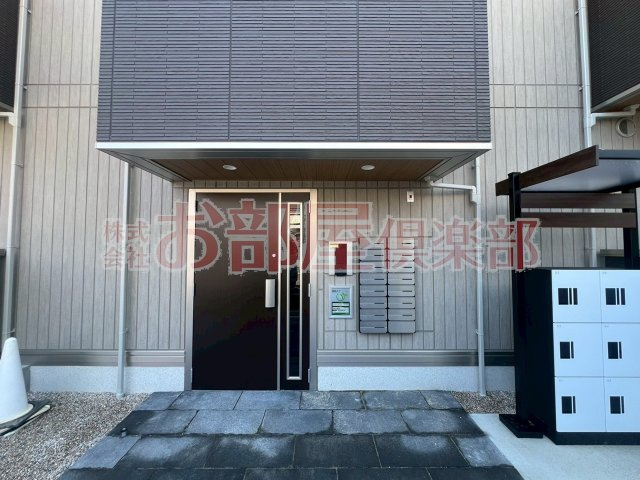 D-room＋西町のエントランス