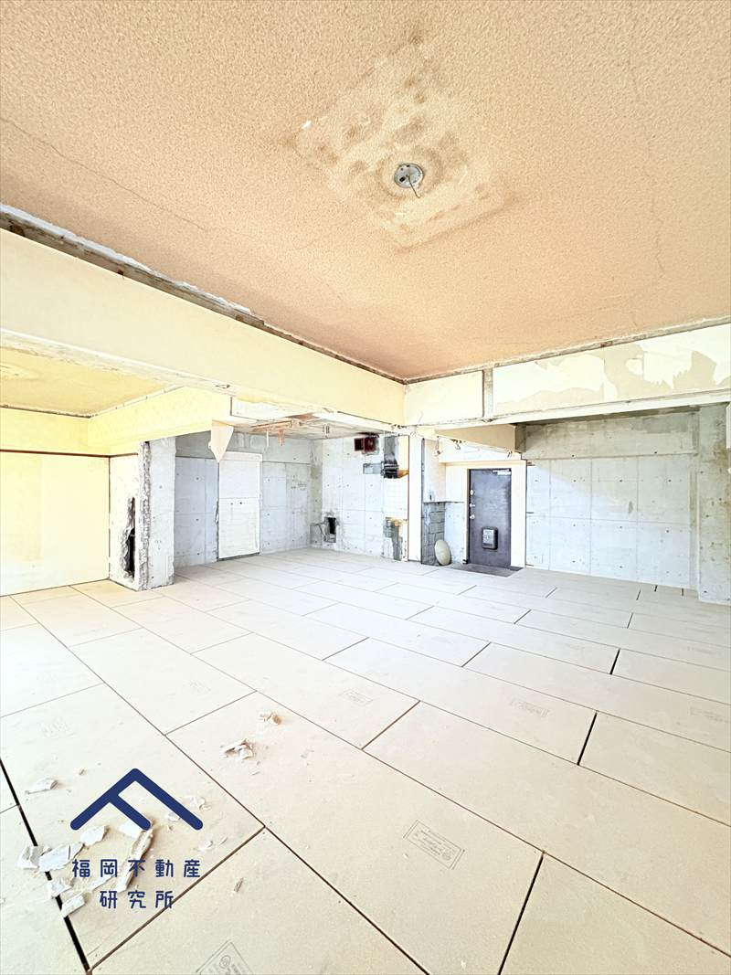 チサンマンション第三博多の駐車場