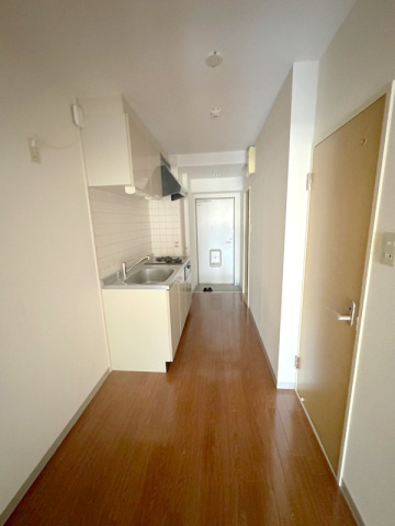 ラフィネ東雲の居間・リビング