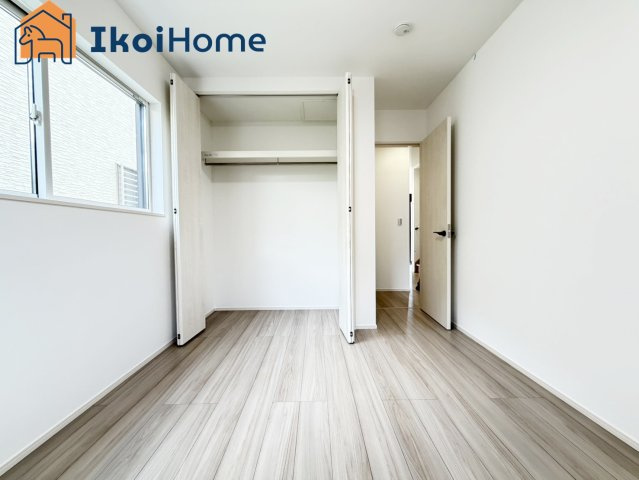 明石市朝霧南町3丁目第2　全3棟　3号棟　新築戸建の寝室|【ホームページに現地動画掲載中】●年中無休：当日予約可●フローリング強くする10年保証コーティングも