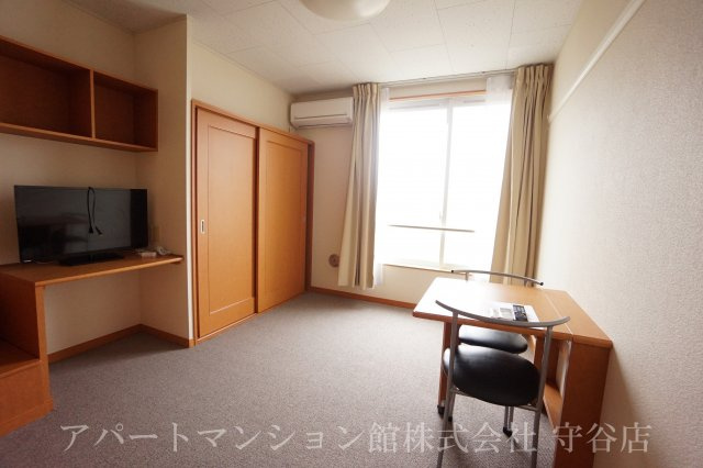 レオパレス2004の居間・リビング|画像3