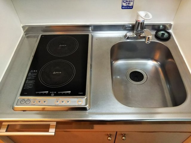 レオパレスTNのキッチン