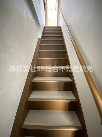 荒川3丁目中古戸建の内装|当日予約も大歓迎です！土日祝、雨の日やお子様連れのお客様の送迎も可能ですのでお気になさらずお問合せ下さい。お仕事終わりのお時間にも柔軟に対応致しますのでお気軽にお申し付け下さいませ。