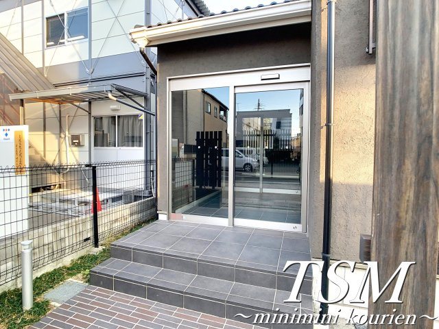 ルシアコートＭＩＴＳＵＹＡのエントランス