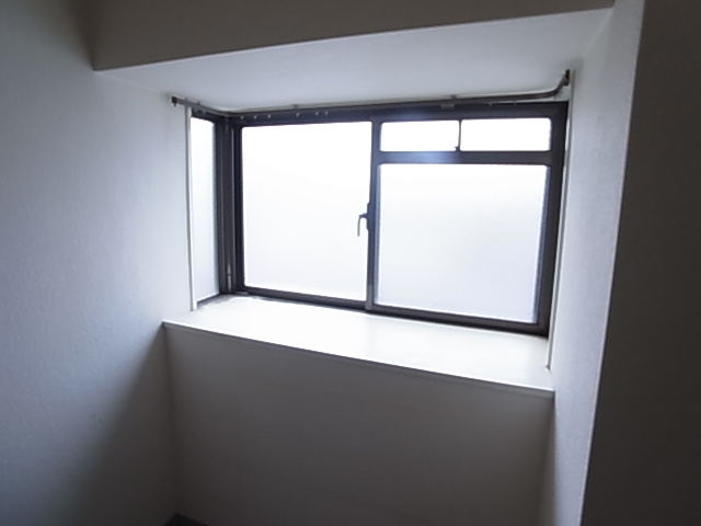 神戸市須磨区戸政町４丁目の賃貸マンション