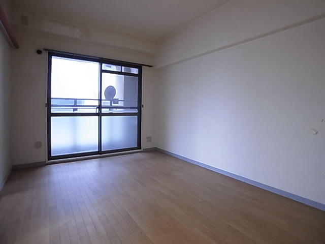 神戸市須磨区戸政町４丁目の賃貸マンション