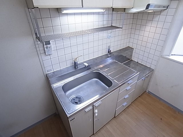 神戸市須磨区戸政町４丁目の賃貸マンションのキッチン