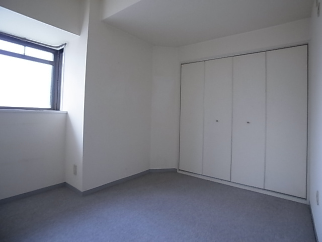 神戸市須磨区戸政町４丁目の賃貸マンションの内装|洋室