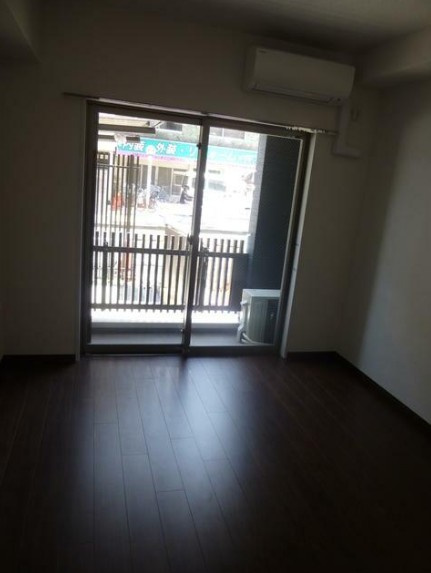 ウィル中野の居間・リビング