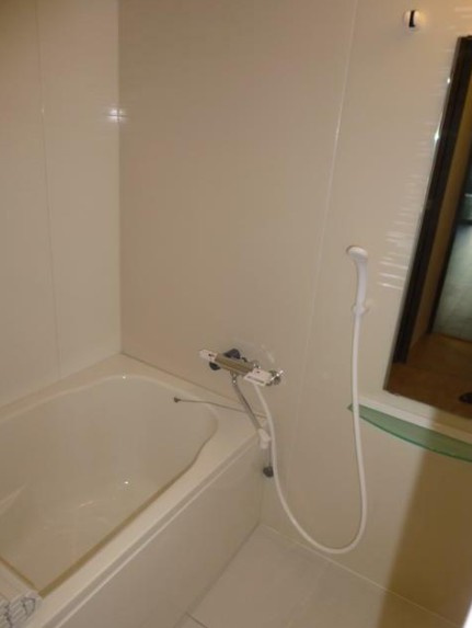 ウィル中野の浴室