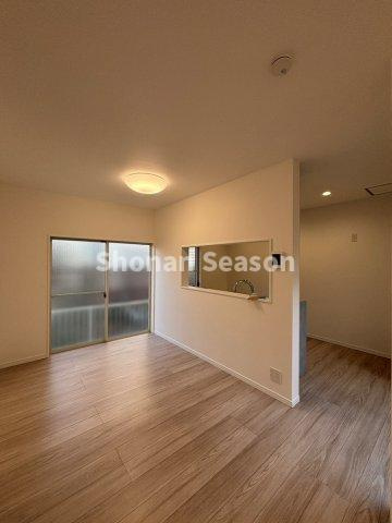 【居間・リビング】 | キッチンとリビングダイニングを分けやすい間取り設計！