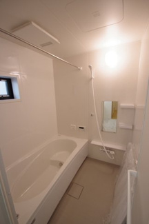 【浴室】 | 【仲介手数料無料！！】府中市府中町3丁目　新築戸建て（全3棟）2号棟　7290万円 | 浴室1坪（1616）サイズ