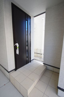 【エントランス】 | 【仲介手数料無料！！】府中市府中町3丁目　新築戸建て（全3棟）2号棟　7290万円