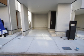 【駐車場】 | 【仲介手数料無料！！】府中市府中町3丁目　新築戸建て（全3棟）2号棟　7290万円