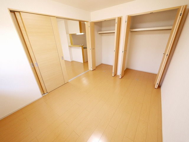 ウエストメゾンＣの玄関|きれいな玄関です