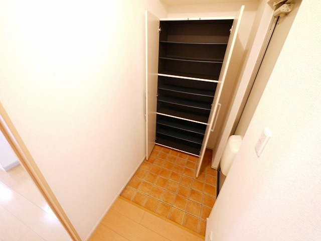 ウエストメゾンＣのキッチン|きれいなキッチンです