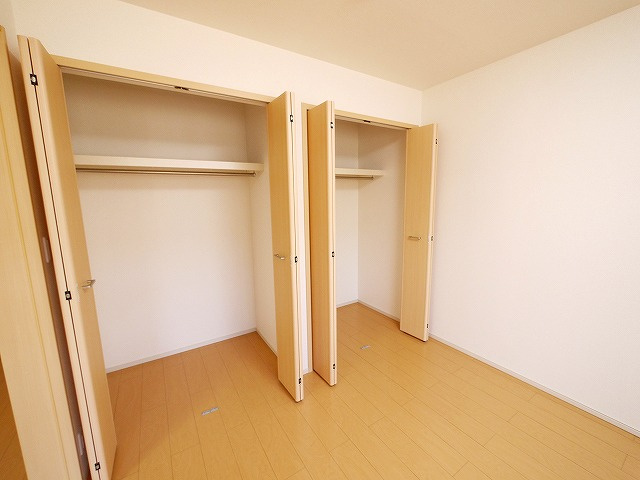 ウエストメゾンＣのトイレ|ゆったりとした空間のトイレです