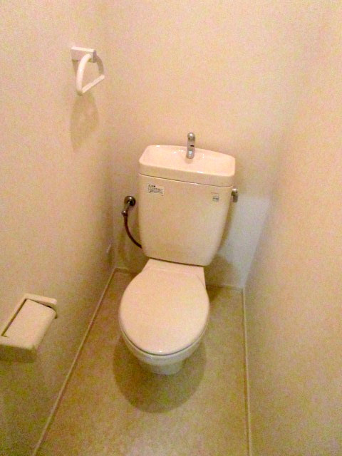 Ｅ・ＦＬＡＴのトイレ