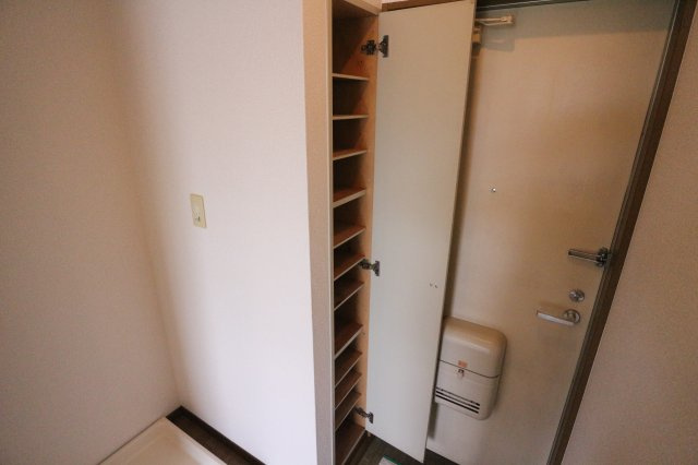 ジュネス名谷の収納