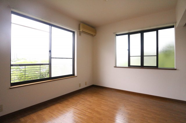 ジュネス名谷の寝室