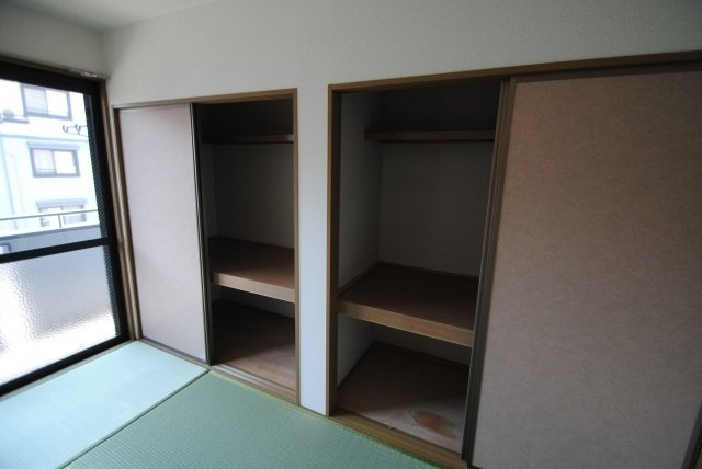 バティール西小森野A棟の収納|小物を収納するのに便利です