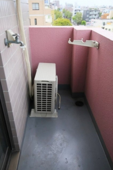 NYマンションのバルコニー