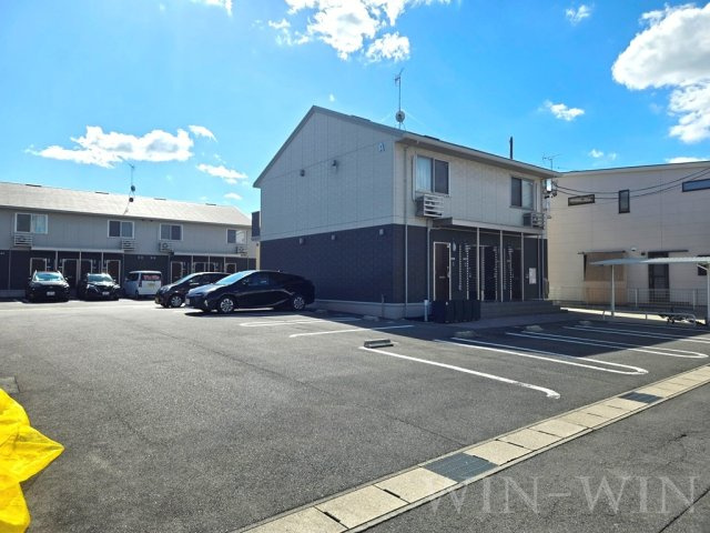 ルーチェ Bの駐車場