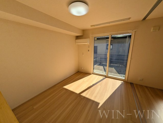 ルーチェ Bの居間・リビング