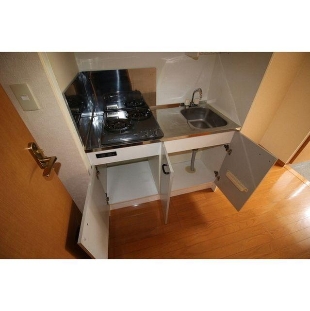 アムール L.Aの洋室