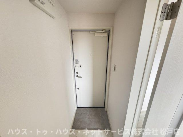 カシータ松戸の玄関