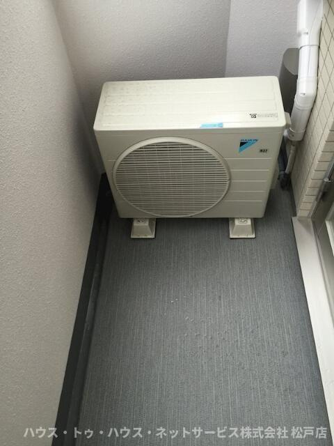 メインステージ松戸のバルコニー