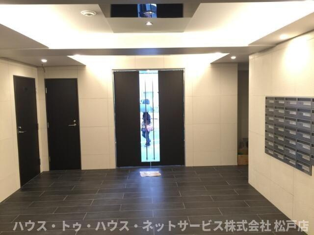 メインステージ松戸のエントランス