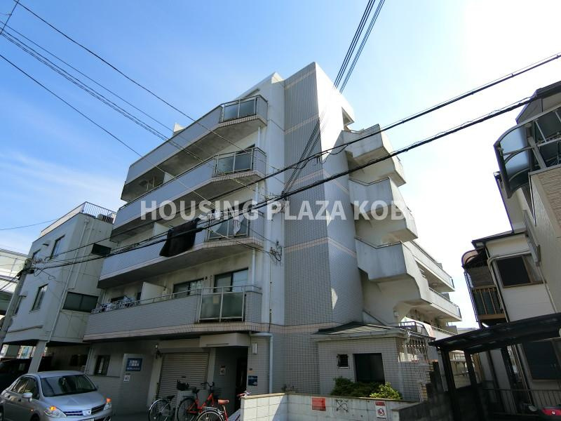 ロイヤルメゾン東須磨の外観