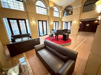 【ロビー】 | レイディアント横濱ユーロヒルズ