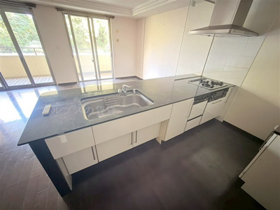 【キッチン】 | レイディアント横濱ユーロヒルズ