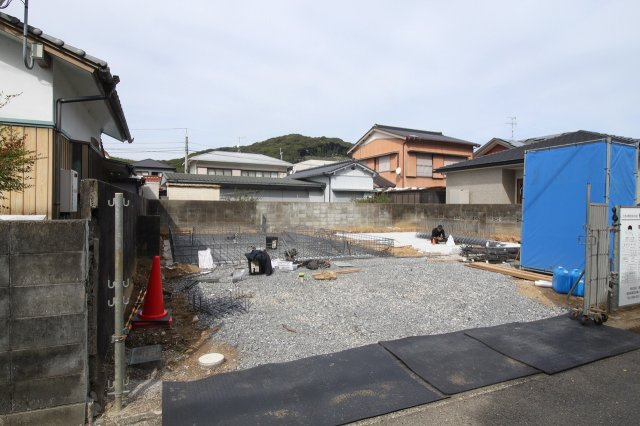 介良（中野団地）新築戸建　3号地（西棟）（全2区画）の駐車場
